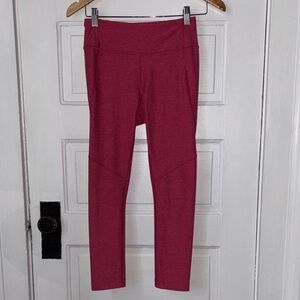 OUTDOOR VOICES 3/4 LENGTH WARMUP LEGGINGS